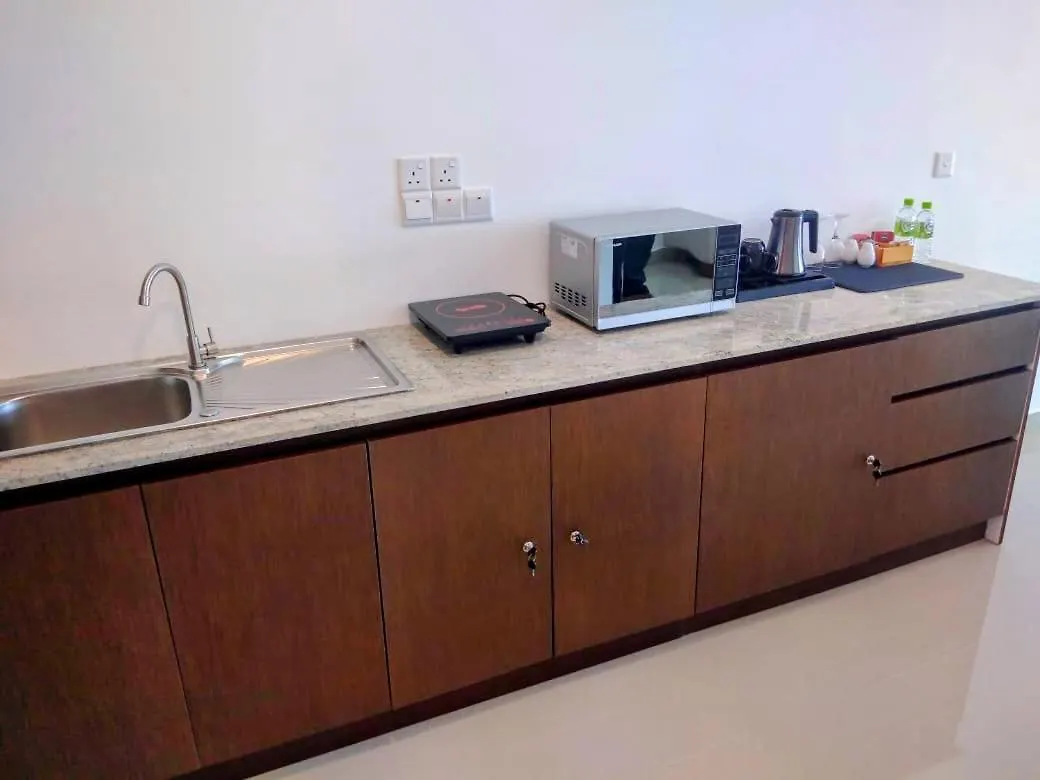 Negombo Ocean Breeze - Bliss On The Beach Luxury Apartments By Serendib Vacation 0*,  Шри-Ланка